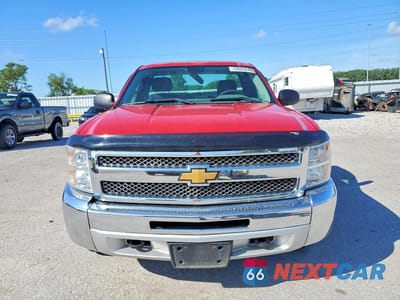 Piąte zdjęcie samochodu w środku: 2013 CHEVROLET SILVERADO K1500 VIN:1GCNKPE00DZ391900 - miniatura