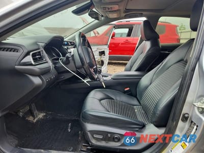 Zdjęcie 7 z 13 samochodu: 2020 TOYOTA CAMRY SE VIN:4T1G11AK1LU337125 - miniatura