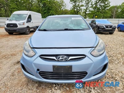 Piąte zdjęcie samochodu w środku: 2013 HYUNDAI ACCENT VIN:KMHCT4AE1DU531899 - miniatura