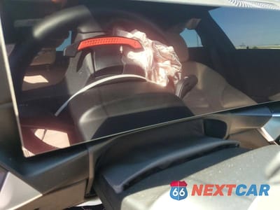 Zdjęcie 9 z 12 samochodu: 2024 BMW M240XI VIN:3MW53CM01R8E55996 - miniatura