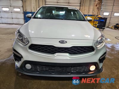 Piąte zdjęcie samochodu w środku: 2020 KIA FORTE LXS VIN:3KPF24AD7LE148249 - miniatura