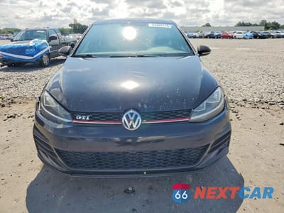 Piąte zdjęcie samochodu w środku: 2018 VOLKSWAGEN GTI S VIN:3VW447AU1JM262248 - miniatura