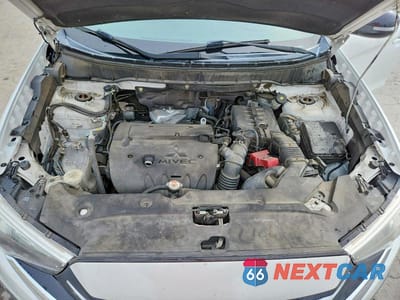 Zdjęcie 11 z 12 samochodu: 2018 MITSUBISHI OUTLANDER SPORT ES VIN:JA4AP3AU8JU004997 - miniatura