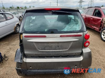 Zdjęcie 6 z 12 samochodu: 2009 SMART FORTWO PURE VIN:WMEEJ31X19K290798 - miniatura