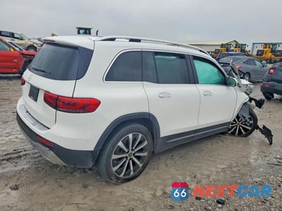Trzecie zdjęcie samochodu z tyłu: 2022 MERCEDES-BENZ GLB 250 VIN:W1N4M4GB6NW197354 - miniatura