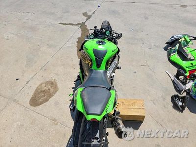 Zdjęcie 6 z 10 samochodu: 2020 KAWASAKI ZX1002 VIN:JKBZXVE11LA004743 - miniatura