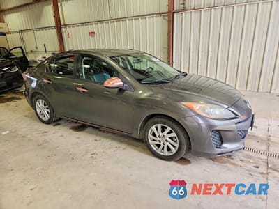 Czwarte zdjęcie samochodu z boku: 2012 MAZDA 3 I VIN:JM1BL1W73C1695163 - miniatura