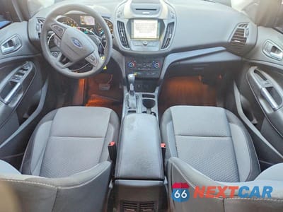 Zdjęcie 8 z 12 samochodu: 2017 FORD ESCAPE SE - R&D - CLN TITLE - PRI FLEET VIN:1FMCU9GD0HUB34716 - miniatura