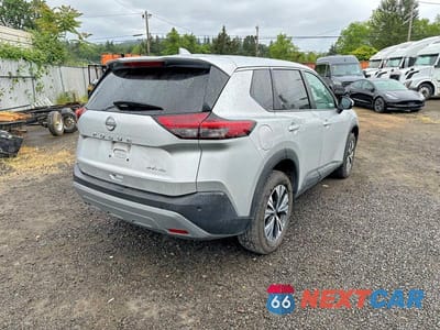 Czwarte zdjęcie samochodu z boku: 2023 NISSAN ROGUE SV VIN:5N1BT3BB3PC947361 - miniatura