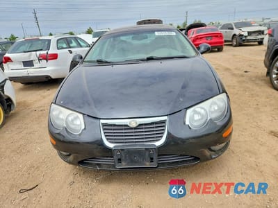 Piąte zdjęcie samochodu w środku: 2004 CHRYSLER 300M VIN:2C3AE66G54H685972 - miniatura