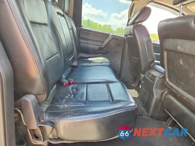 Zdjęcie 10 z 12 samochodu: 2013 NISSAN TITAN SV VIN:1N6BA0ED1DN310214 - miniatura