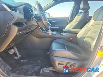 Zdjęcie 7 z 14 samochodu: 2021 TOYOTA RAV4 PRIME XSE VIN:JTMFB3FV4MD039875 - miniatura