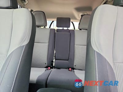 Zdjęcie 10 z 14 samochodu: 2014 TOYOTA RAV4 XLE VIN:JTMRFREV0ED077529 - miniatura
