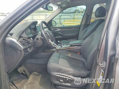 Zdjęcie 13 z 26 samochodu: 2015 BMW X5 SDRIVE35I VIN:5UXKR2C58F0H41394 - miniatura