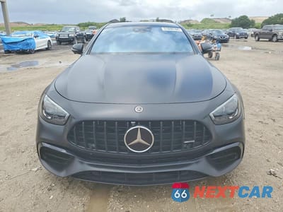 Piąte zdjęcie samochodu w środku: 2021 MERCEDES-BENZ E 63 AMG-S 4MATIC VIN:W1KZF8KB0MA989734 - miniatura