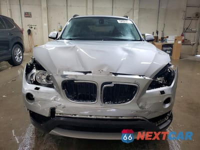 Piąte zdjęcie samochodu w środku: 2014 BMW X1 XDRIVE28I VIN:WBAVL1C51EVY21576 - miniatura
