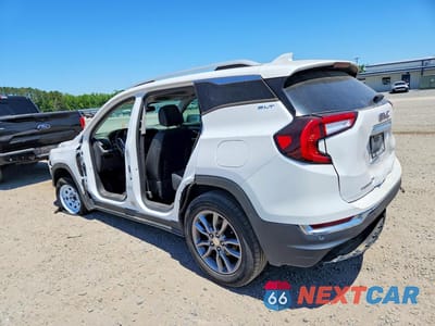 Drugie zdjęcie samochodu z przodu: 2022 GMC TERRAIN SLT VIN:3GKALPEV5NL166912 - miniatura