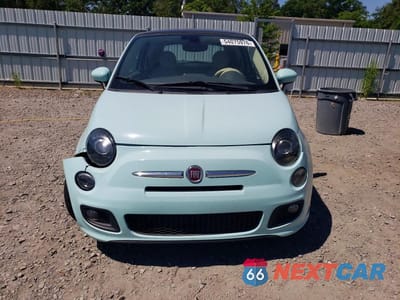 Piąte zdjęcie samochodu w środku: 2017 FIAT 500 POP VIN:3C3CFFKR4HT556339 - miniatura
