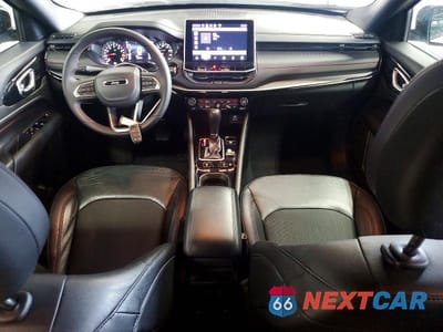 Zdjęcie 8 z 12 samochodu: 2025 JEEP COMPASS TRAILHAWK VIN:3C4NJDDN4ST536861 - miniatura