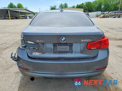 Zdjęcie 6 z 12 samochodu: 2016 BMW 320 XI VIN:WBA8E5G51GNT94055 - miniatura