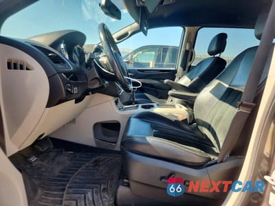 Zdjęcie 7 z 14 samochodu: 2017 DODGE GRAND CARAVAN SXT VIN:2C4RDGCGXHR857103 - miniatura