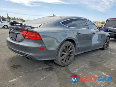 Trzecie zdjęcie samochodu z tyłu: 2013 AUDI A7 PRESTIGE VIN:WAU2GAFC8DN077331 - miniatura