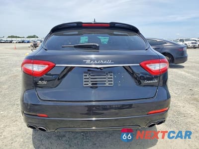 Zdjęcie 6 z 14 samochodu: 2018 MASERATI LEVANTE S SPORT VIN:ZN661YUS4JX301346 - miniatura