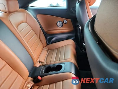 Zdjęcie 10 z 12 samochodu: 2017 MERCEDES-BENZ C 300 4MATIC VIN:WDDWJ4KB6HF400091 - miniatura