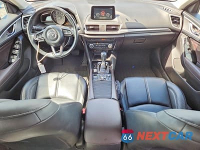Zdjęcie 8 z 12 samochodu: 2018 MAZDA 3 TOURING VIN:3MZBN1L30JM223317 - miniatura