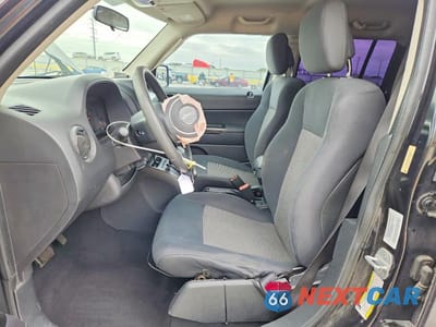 Zdjęcie 7 z 13 samochodu: 2011 JEEP PATRIOT SPORT VIN:1J4NT1GB4BD133246 - miniatura