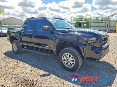 Czwarte zdjęcie samochodu z boku: 2025 TOYOTA TACOMA DOUBLE CAB VIN:3TYLB5JN5ST094749 - miniatura