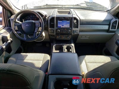 Zdjęcie 8 z 12 samochodu: 2019 FORD F350 SUPER DUTY VIN:1FD8W3BT0KEG46621 - miniatura