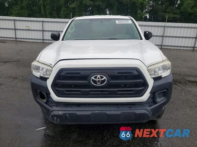 Piąte zdjęcie samochodu w środku: 2017 TOYOTA TACOMA SR VIN:5TFRX5GN5HX085664 - miniatura