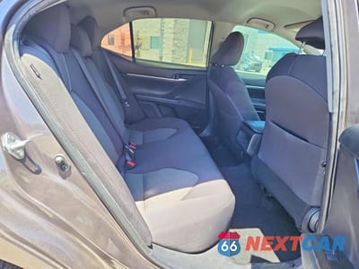 Zdjęcie 10 z 12 samochodu: 2023 TOYOTA CAMRY LE VIN:4T1C11AK8PU081702 - miniatura