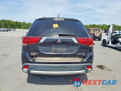 Zdjęcie 6 z 13 samochodu: 2016 MITSUBISHI OUTLANDER SE VIN:JA4AD3A35GZ004354 - miniatura