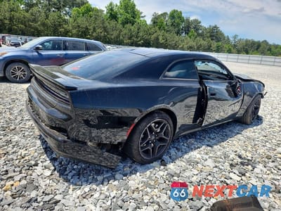 Trzecie zdjęcie samochodu z tyłu: 2026 DODGE CHARGER SCAT PACK VIN:2C3CDAMP2TR238817 - miniatura