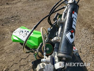 Zdjęcie 7 z 8 samochodu: 2024 KAWASAKI KX252 C VIN:JKBKXTCC4RA033172 - miniatura