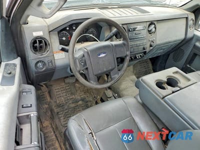 Zdjęcie 8 z 12 samochodu: 2012 FORD F250 SUPER DUTY VIN:1FDBF2B63CEA89666 - miniatura