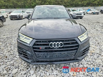 Piąte zdjęcie samochodu w środku: 2018 AUDI SQ5 PRESTIGE VIN:WA1C4AFY0J2087886 - miniatura