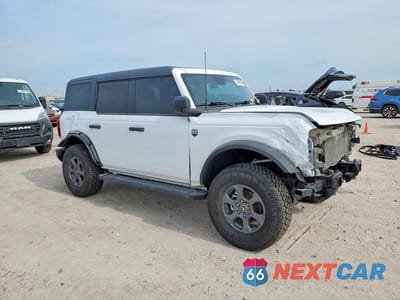 Czwarte zdjęcie samochodu z boku: 2024 FORD BRONCO BIG BEND VIN:1FMDE7BH5RLB36016 - miniatura