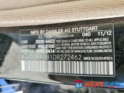 Zdjęcie 12 z 12 samochodu: 2013 MERCEDES-BENZ C 250 VIN:WDDGF4HB1DR272462 - miniatura