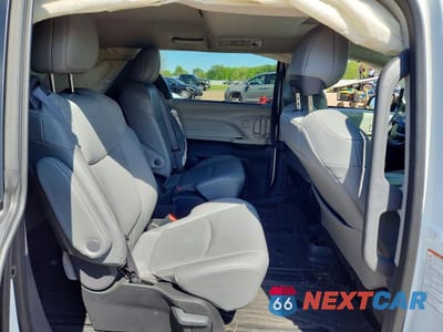 Zdjęcie 11 z 13 samochodu: 2024 TOYOTA SIENNA XLE 7-PASSENGER VIN:5TDJSKFC9RS128310 - miniatura