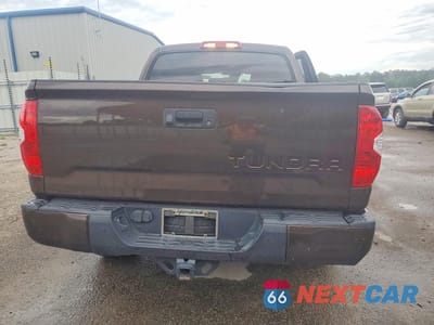 Zdjęcie 6 z 12 samochodu: 2018 TOYOTA TUNDRA 1794 EDITION VIN:5TFAW5F17JX763352 - miniatura