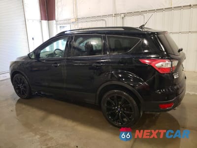 Drugie zdjęcie samochodu z przodu: 2018 FORD ESCAPE SE VIN:1FMCU9GD1JUC31347 - miniatura