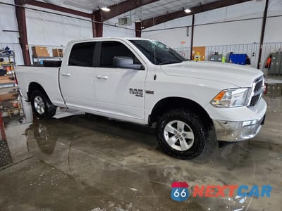 Czwarte zdjęcie samochodu z boku: 2019 RAM 1500 CLASSIC SLT VIN:1C6RR7TT9KS567432 - miniatura
