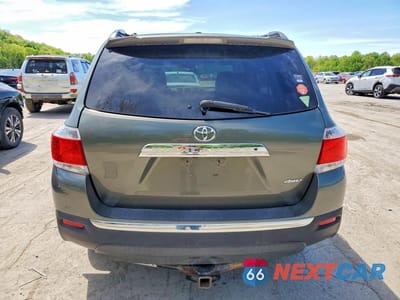 Zdjęcie 6 z 13 samochodu: 2012 TOYOTA HIGHLANDER SE VIN:5TDBK3EH7CS117224 - miniatura