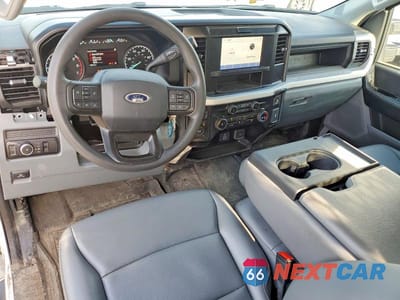 Zdjęcie 8 z 13 samochodu: 2025 FORD F250 SUPER DUTY VIN:1FT7X2BA8SEE02107 - miniatura