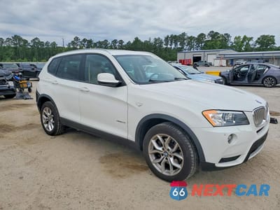 Czwarte zdjęcie samochodu z boku: 2011 BMW X3 XDRIVE35I VIN:5UXWX7C51BL735074 - miniatura