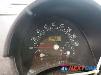Zdjęcie 9 z 12 samochodu: 2002 VOLKSWAGEN NEW BEETLE GLS SPORT VIN:3VWED21C22M450101 - miniatura