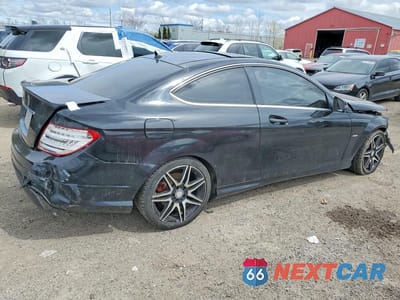 Trzecie zdjęcie samochodu z tyłu: 2013 MERCEDES-BENZ C 250 VIN:WDDGJ4HB9DF958099 - miniatura